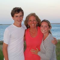 Christina Waggoner Photo 16