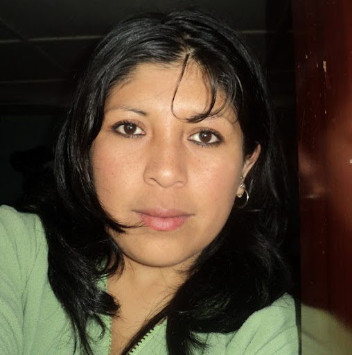 Silvia Estrada Photo 21