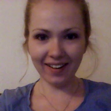 Amy James Photo 18