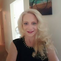 Stephanie Livingston Photo 10