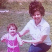 Theresa Malone Photo 13