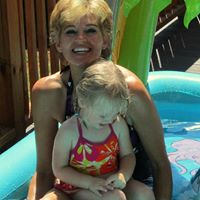 Teresa Darnell Photo 28