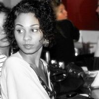Juanita Taylor Photo 28