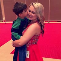 Elizabeth Masters Photo 14