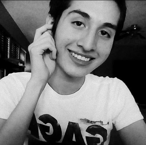 Andrew Fuentes Photo 13