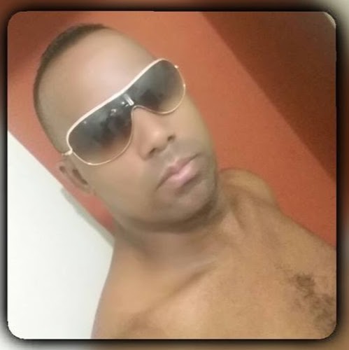 Julia Emanuele Photo 3