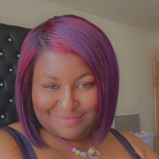 Michele Bailey Photo 16