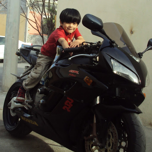 Efrain Martinez Photo 38