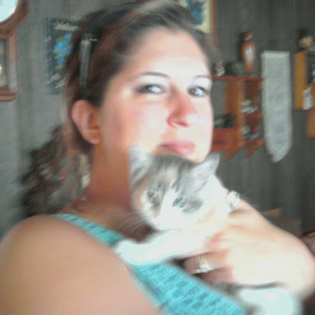 Kristen Hines Photo 20