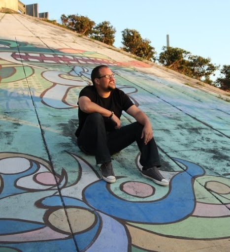 Chris Moreno Photo 7