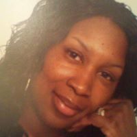 Michelle Dobbs Photo 40