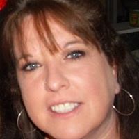 Traci Douglas Photo 10