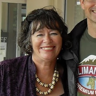 Linda Nash Photo 31