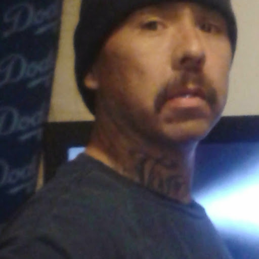 Eddie Gonzales Photo 28