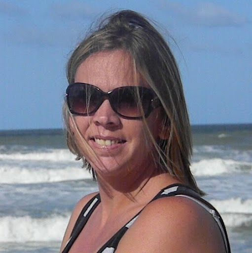 Kelly Bradford Photo 39