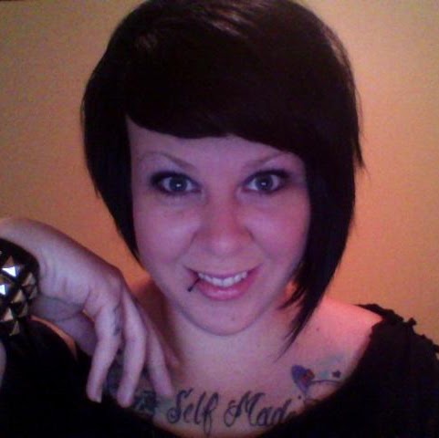 Kristin Lawson Photo 17