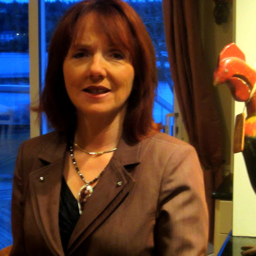 Debbie Downey Photo 8