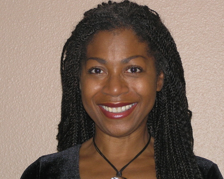 Krystal Davis Photo 3