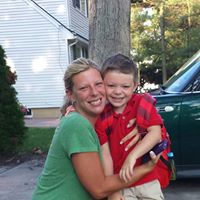 Holly Robbins Photo 27