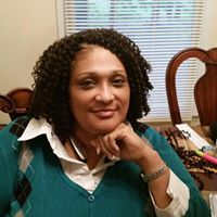 Stephanie Hubbard Photo 38