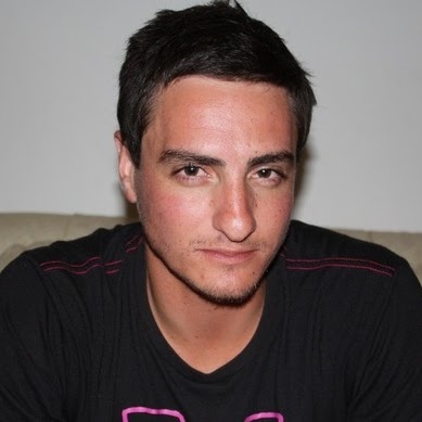 Sam Brown Photo 38