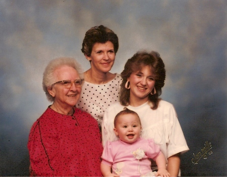 Beth Shaw Photo 47