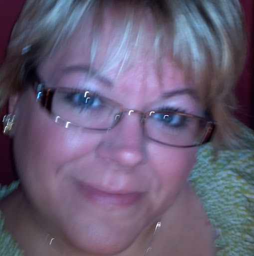 Amy Schmitt Photo 33
