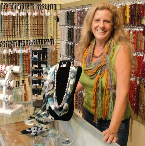 Cynthia Holbrook Photo 17