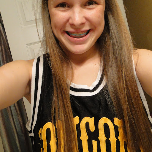 Kendall Simpson Photo 11