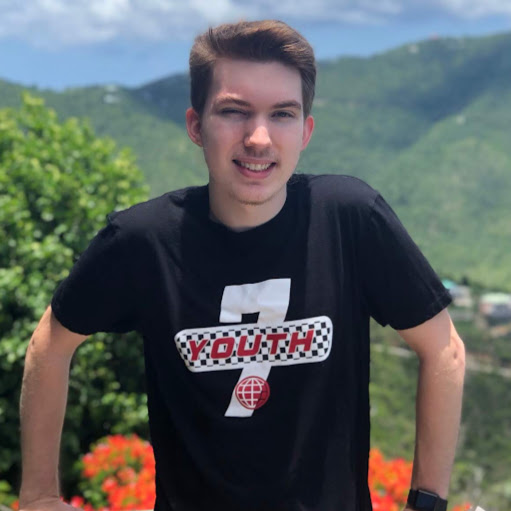 Christian Compton Photo 19