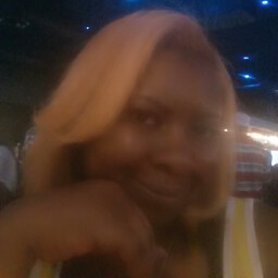 Krystal Coleman Photo 10