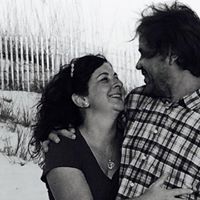 Melanie Gray Photo 15