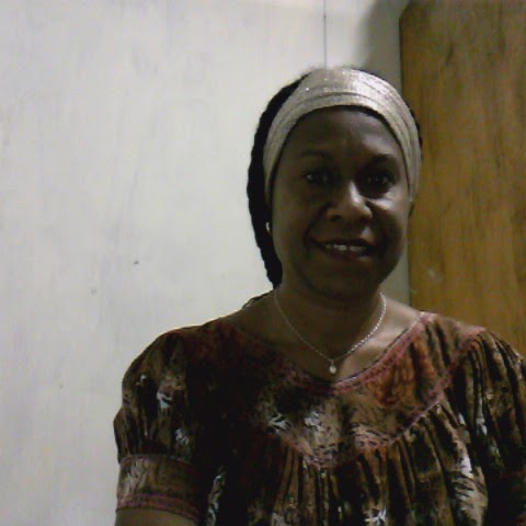 Betty Williams Photo 40
