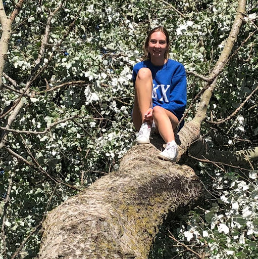 Ella Andersen Photo 11