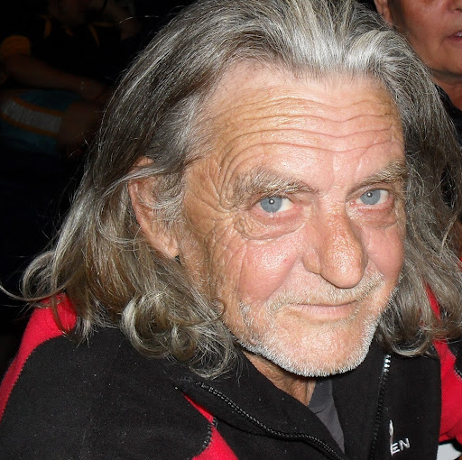 Barry Spence Photo 18