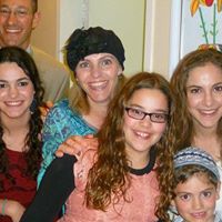Suzanne Cohen Photo 8