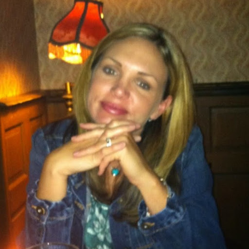 Shannon Carlson Photo 33