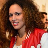 Danielle Almeida Photo 15