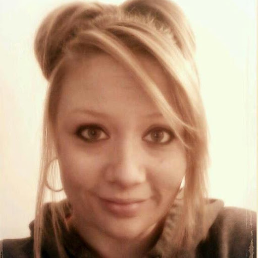 Leeann Jones Photo 3