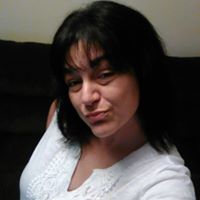 Michelle Earnest Photo 20