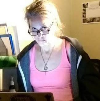 Katherine Walker Photo 21