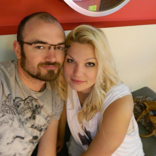 Sarah Weller Photo 4