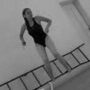 Julie Valentin Photo 12