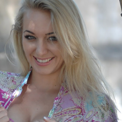 Sandra Bradley Photo 39