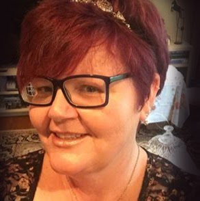 Vicki Garrett Photo 14