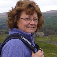 Pauline Gardner Photo 14