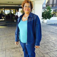 Carolyn Watkins Photo 37