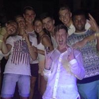 Harry Gibbs Photo 28