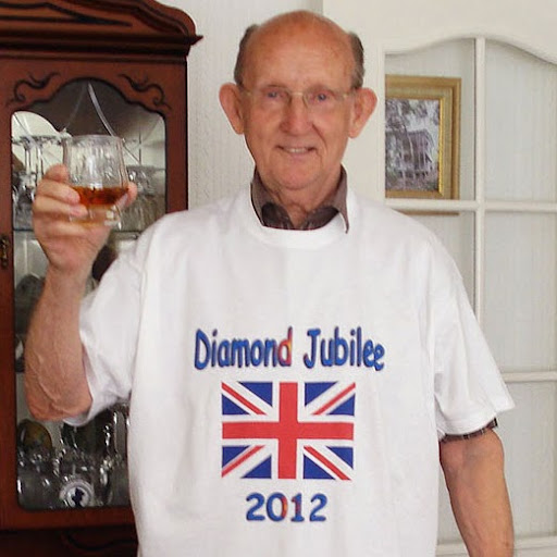 Joseph Miles Photo 18