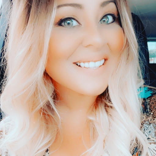 Katherine Richards Photo 15